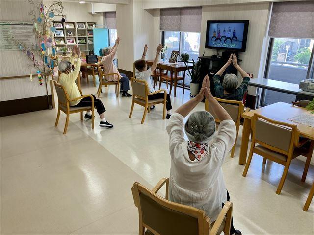 カラダもココロも元気に♪カラコロ体操