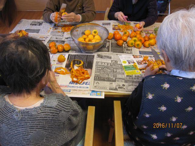 １１月７日　つるし柿つくり