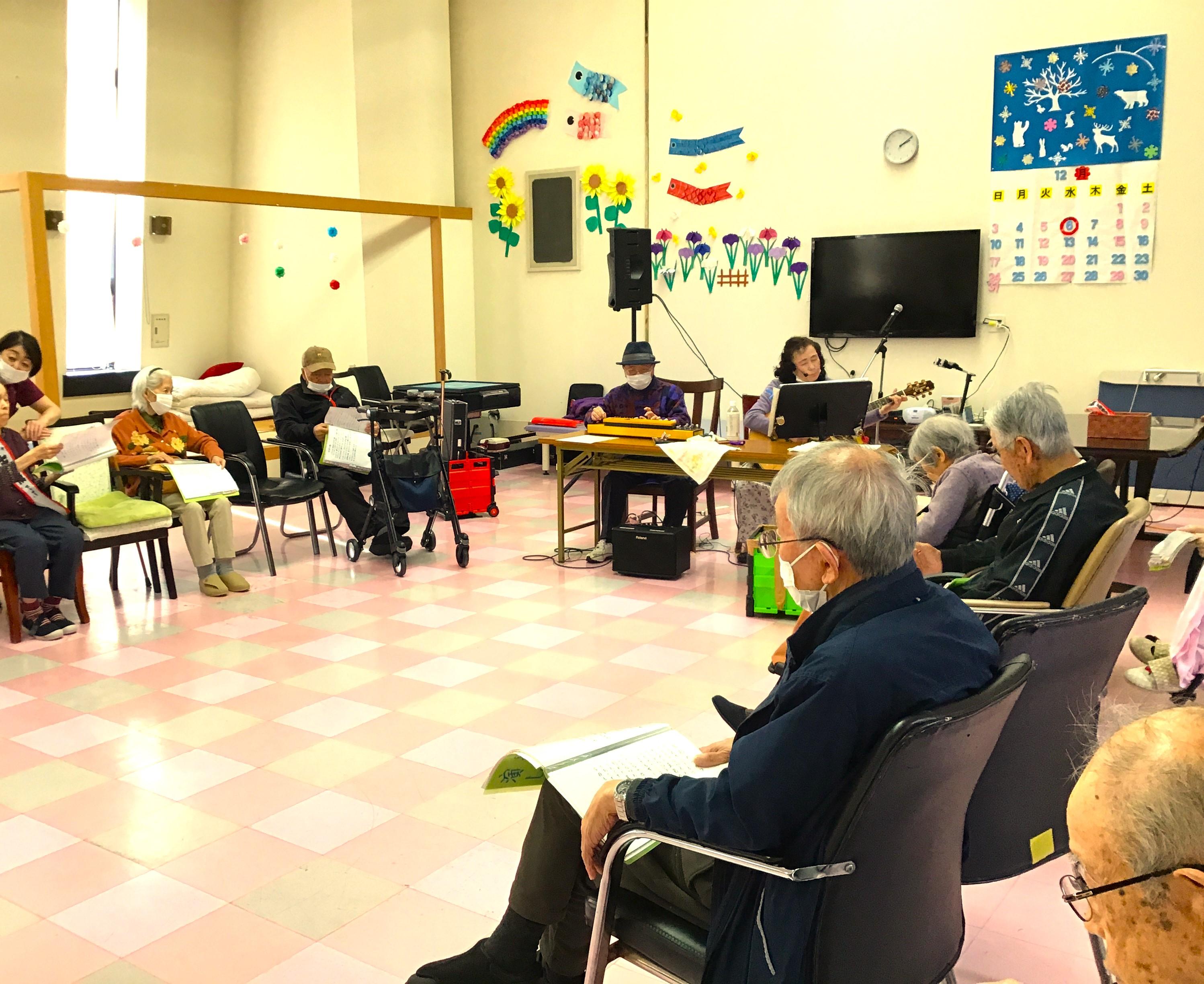 日本の伝統音楽の魅力を再発見～演歌しゃくなげさまの特別生演奏会