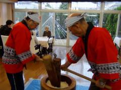 クラーチ溝の口恒例の「餅つき大会」