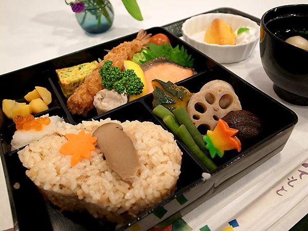 お楽しみ弁当〈文化の日〉